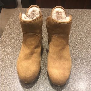 UGG Clog Boot